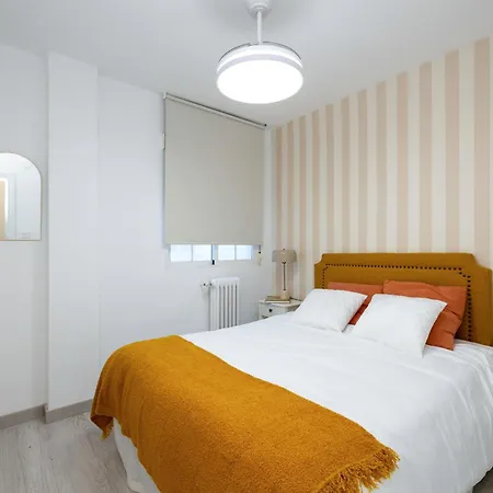 ChezmoiHomes Plaza de Gracia con parking-3