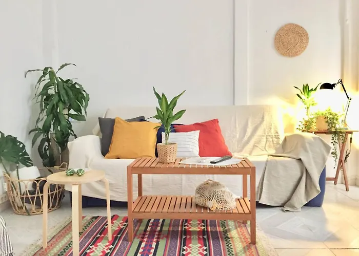 San Matías Urban Retreat with Balcony